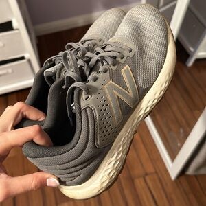 New balance running shoes